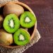 38 Manfaat, Kandungan dan Efek Samping Buah Kiwi